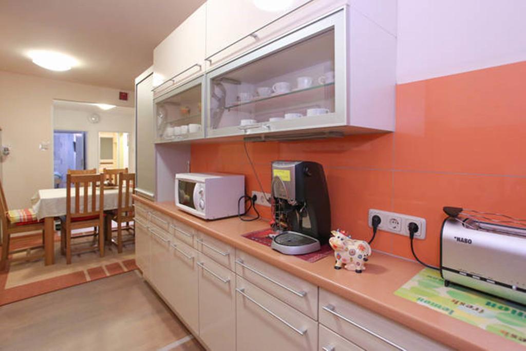 Apartment Mariahilf - 4Rooms4You Viena Habitación foto