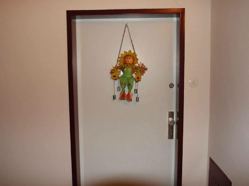 Apartment Mariahilf - 4Rooms4You Viena Exterior foto